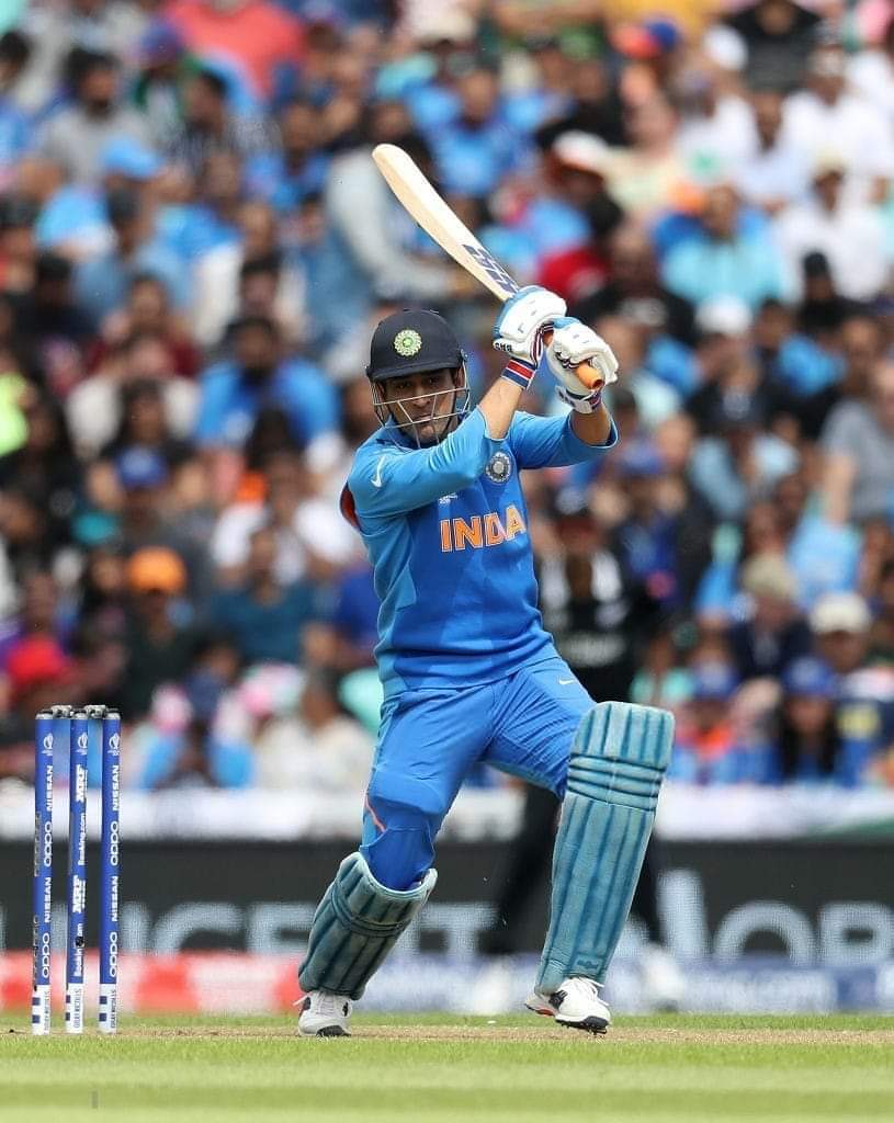 World Cup, MS Dhoni, three, different bats, key, success, ଧୋନି