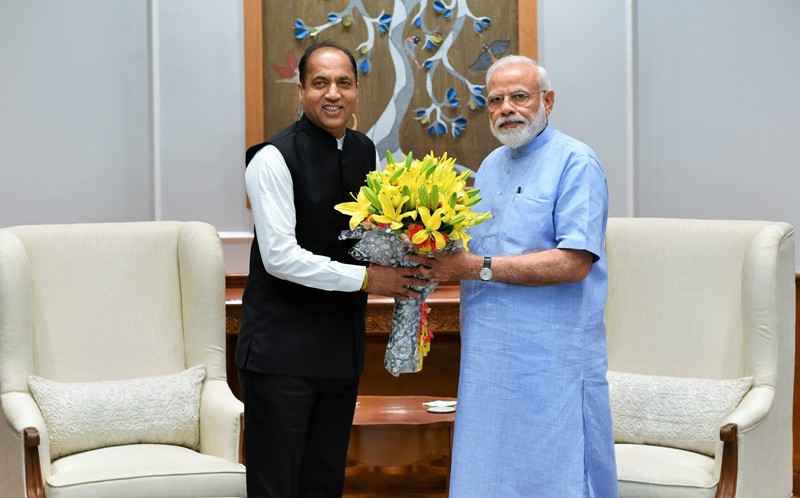 pm modi and jairam thakur