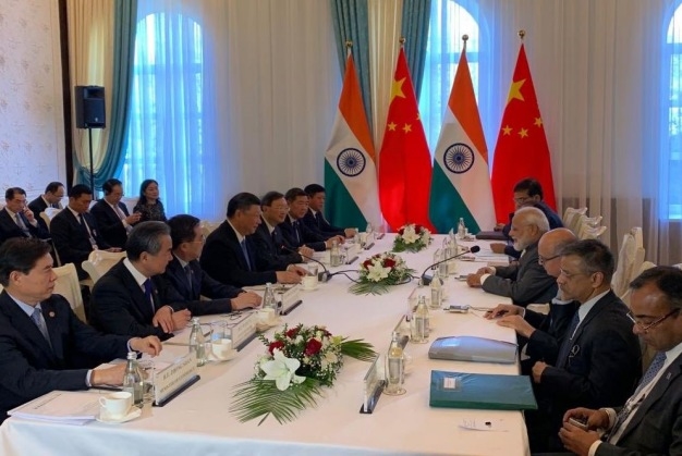 modi and jinping meeting