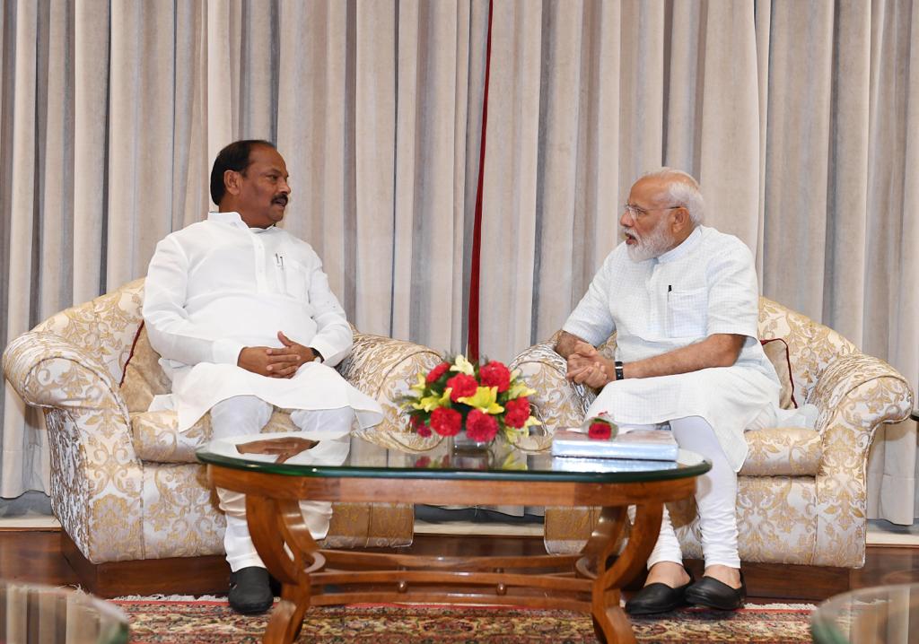 raghubar das meet pm narendra modi in new delhi