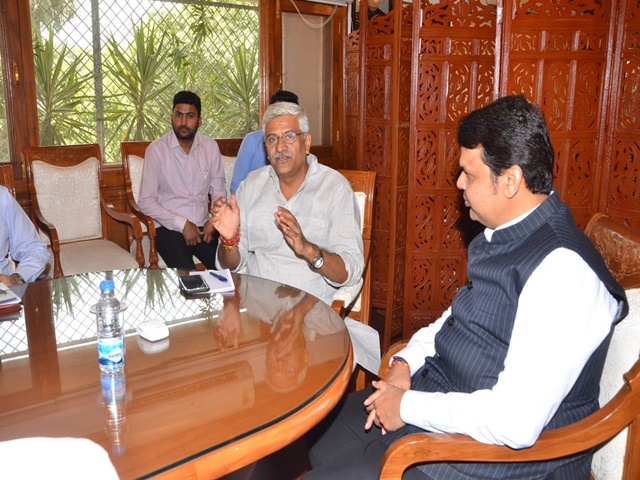 The duo discussed various river-linking projects in the state