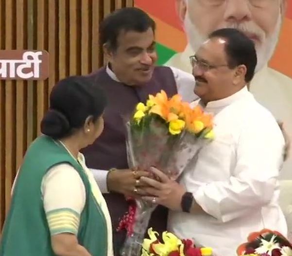 sushma gadkari congratulates jp nadda