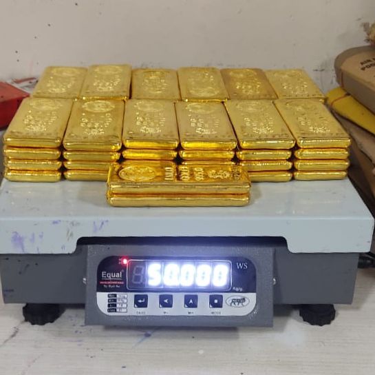 Customs seized 61 kg gold valued at Rs 32 crores in Mumbai Airport