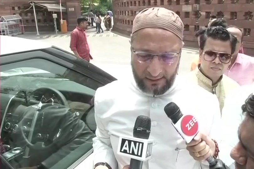 Member of Parliament assauddin owaisi interacting with jouralists in outside of parliament