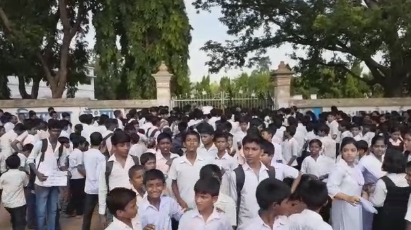 patrasayar, aggitation of school student