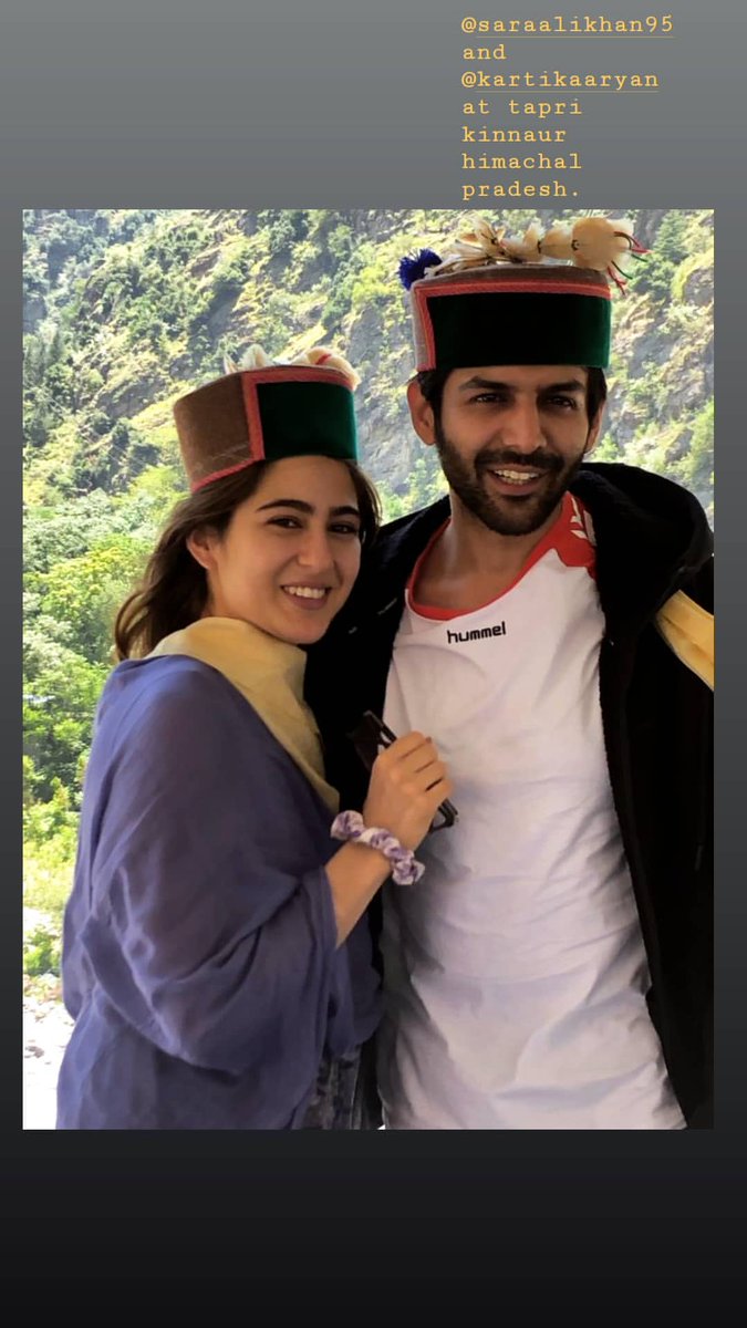 Sara ali khan And Kartik Aryan Photos viral on social media