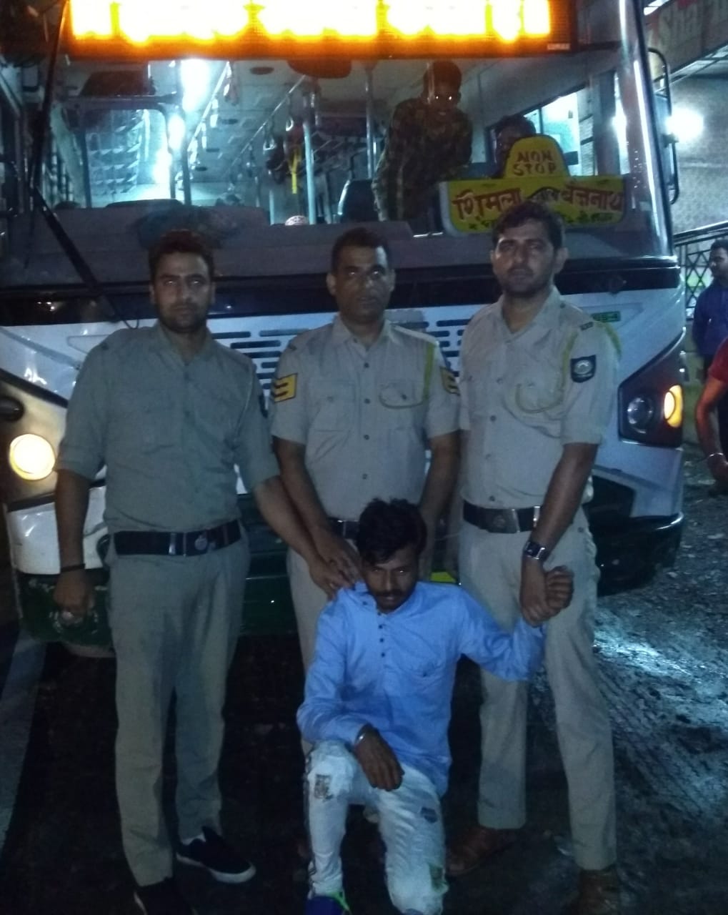 man arrested with charas in bilaspur