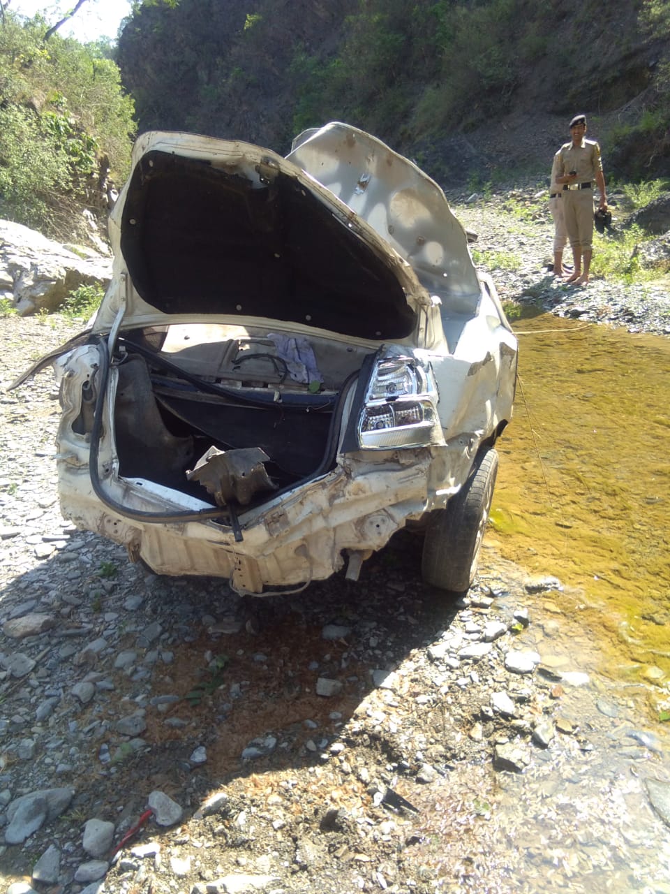 one died in car accident in solan