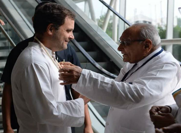 rahul with motilal vora