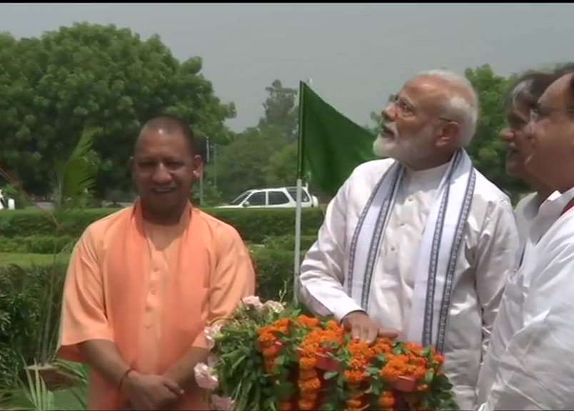 PM inaugurated a statue of Lal Bahadur Shastri at Varanasi airport