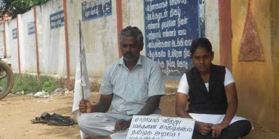 An anti-liquor-activist from Tamil Nadu Nandhini and her father Anandan