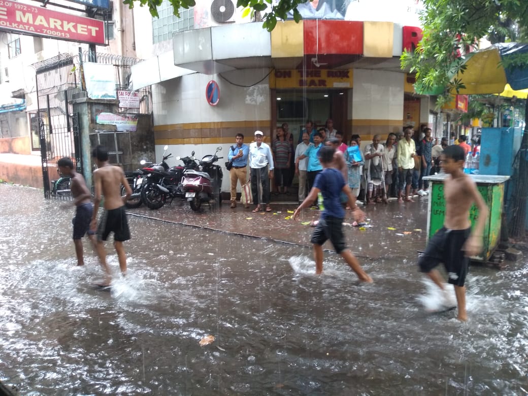 rain in kolkata