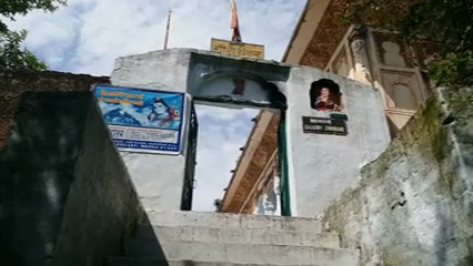 temple near tira fort