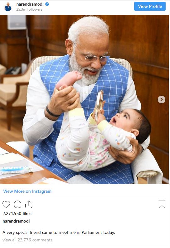 pm-modi-and-baby-photo-viral