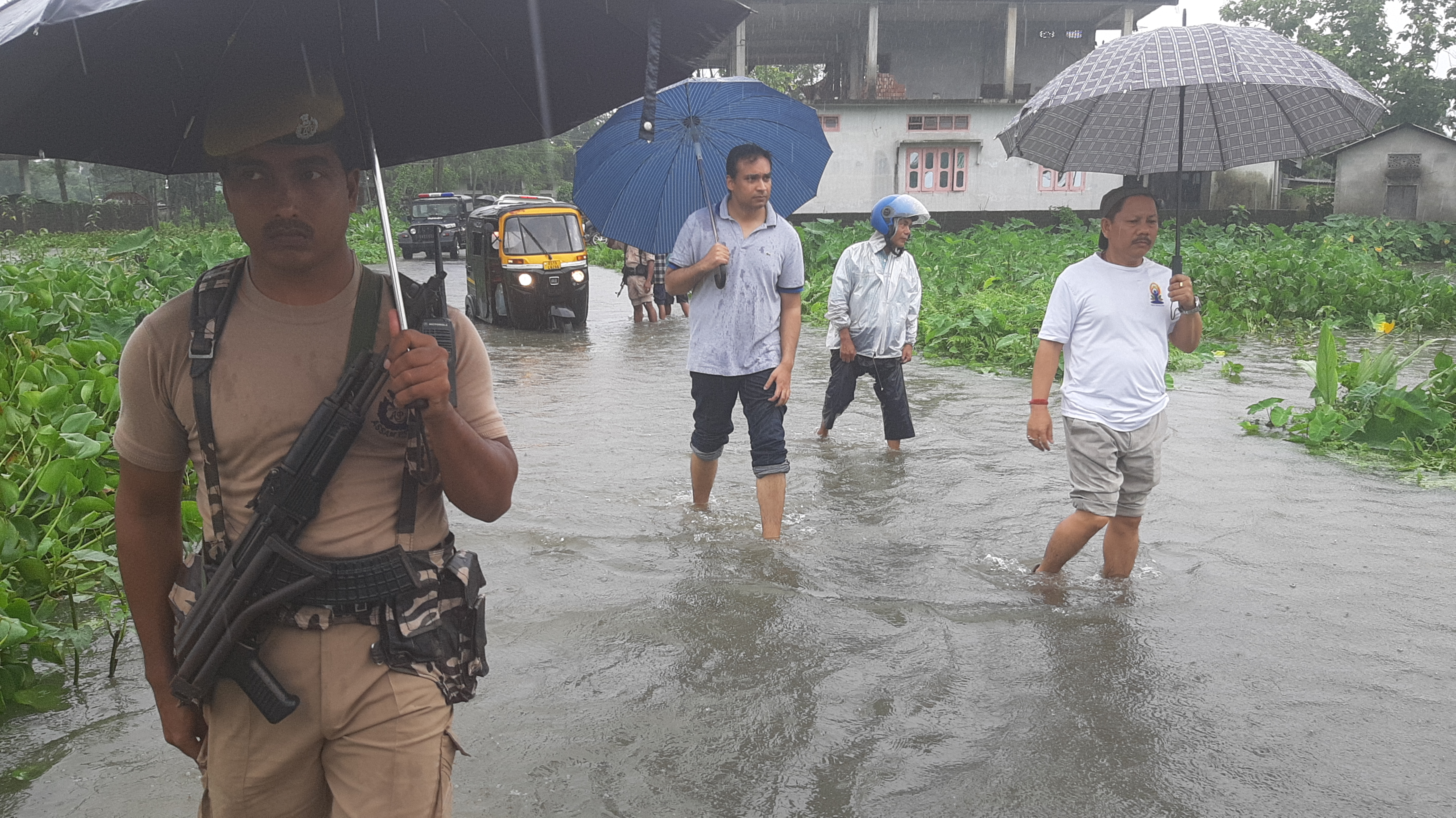 Toll in Assam floods climbs to 68, water re-enters two districts