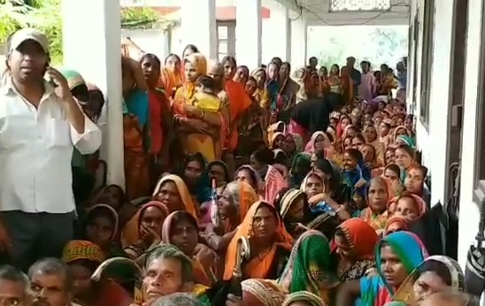 east champaran flood victim protest