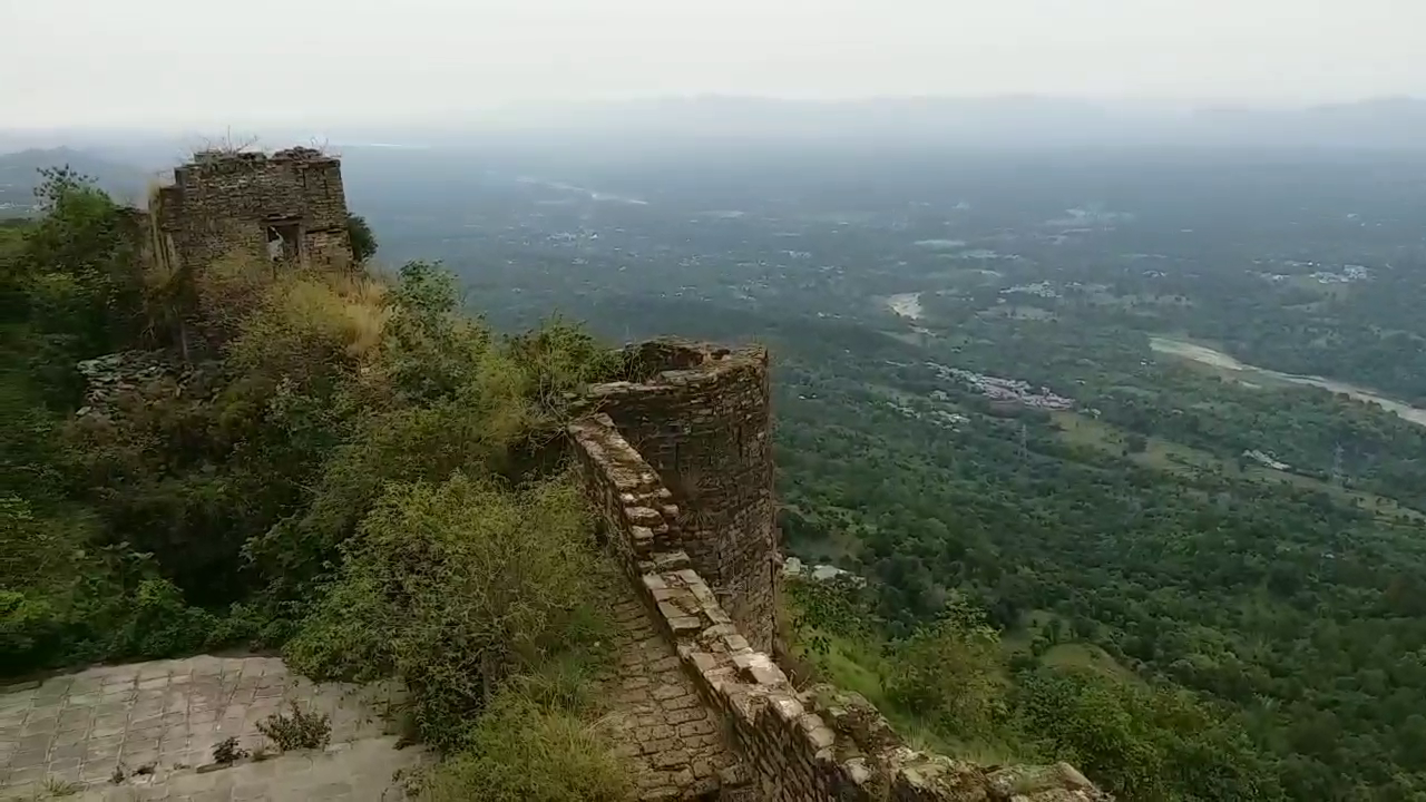 solah singhidhar fort