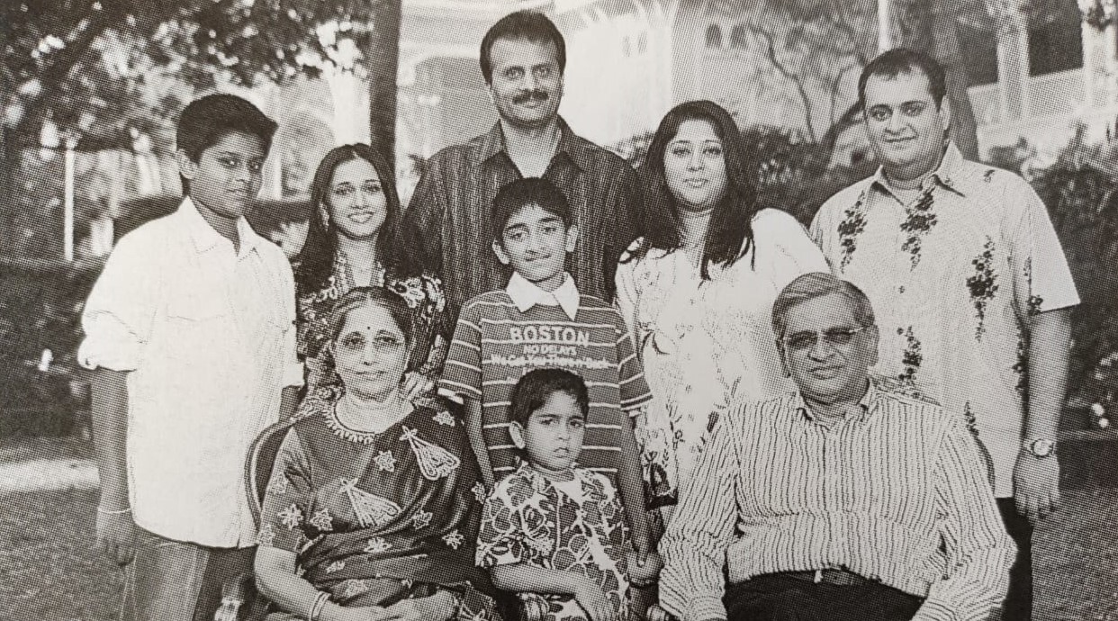 V. G Siddhartha with S.M Krishna's family