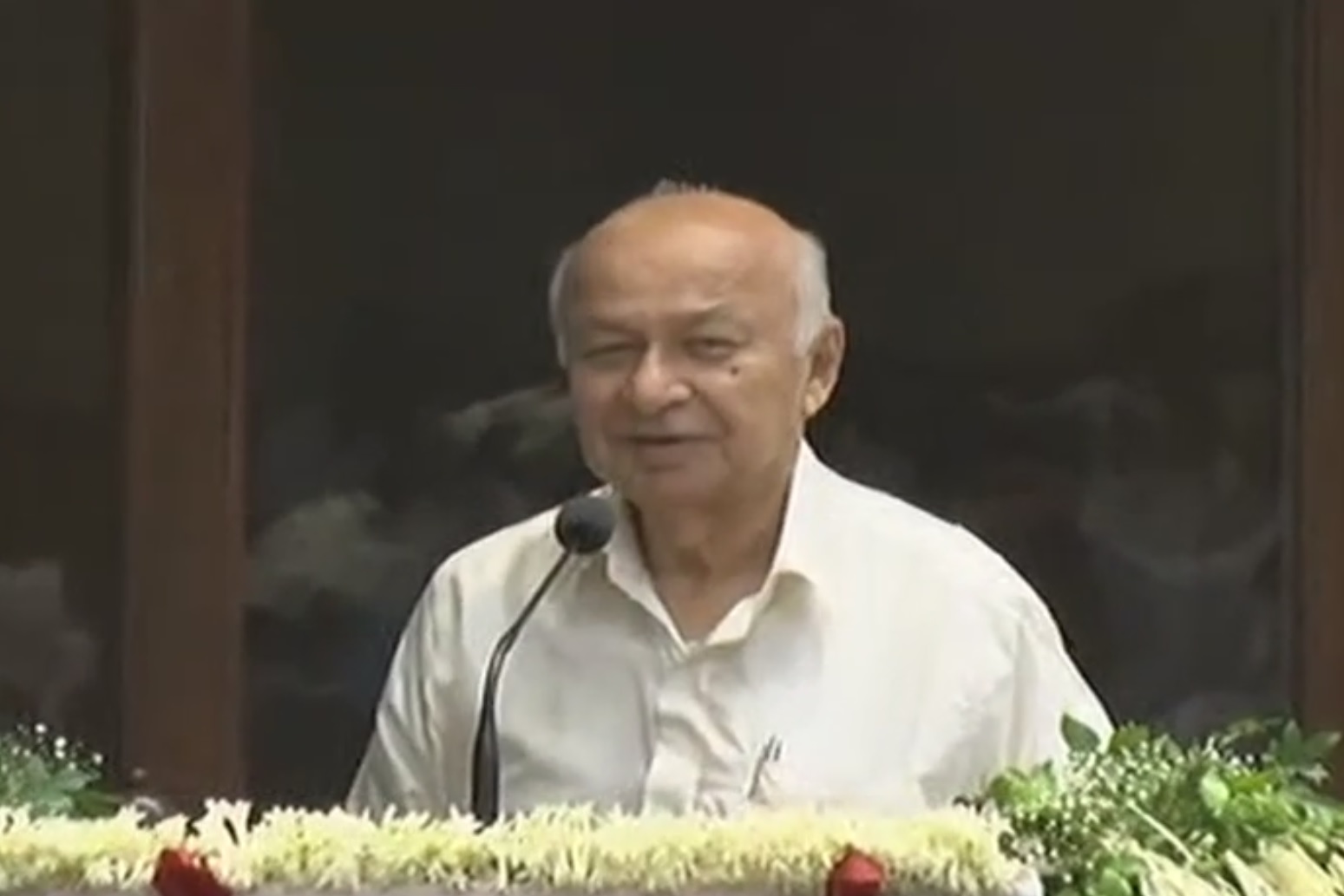 sushilkumar shinde