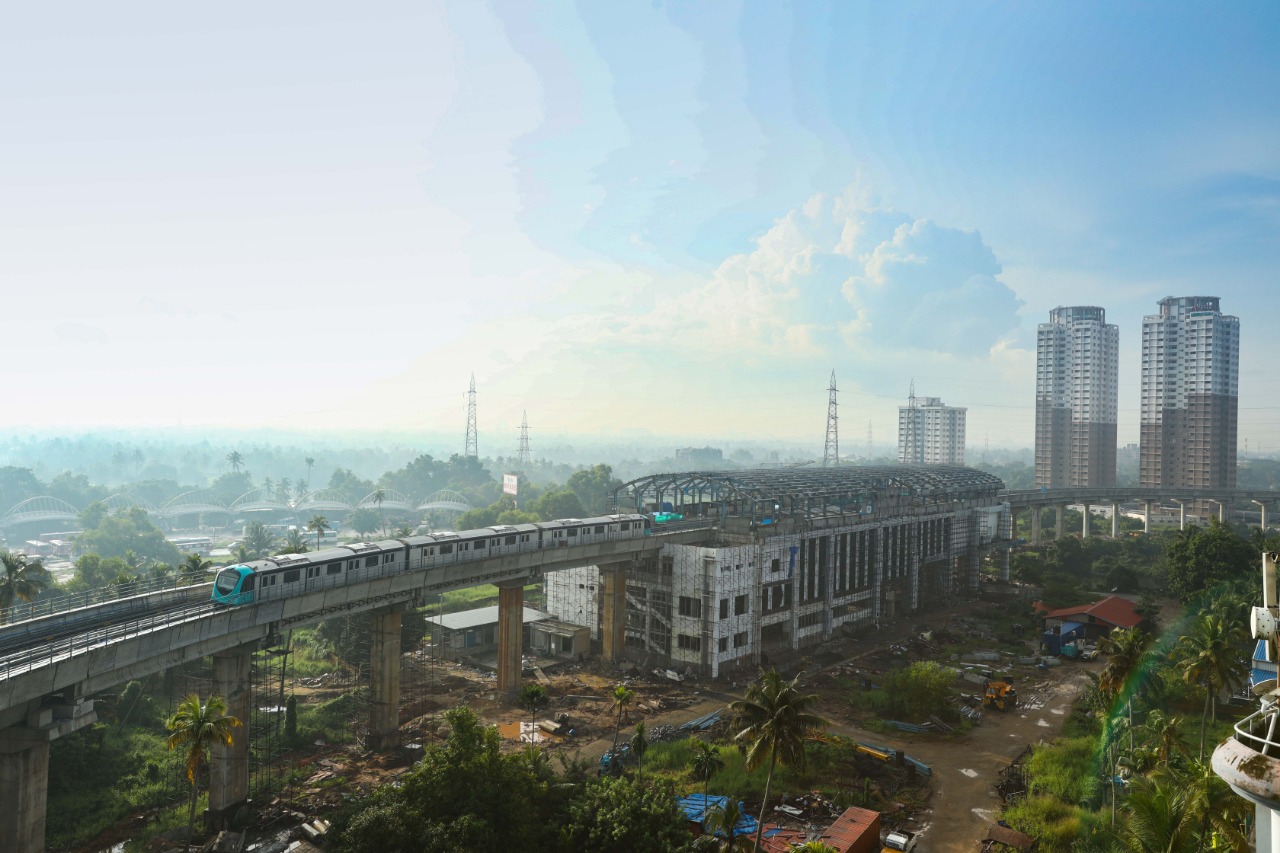 kochi-metro-test-ride-third-time  പരീക്ഷണ ഓട്ടം  എറണാകുളം  കൊച്ചി  കൊച്ചി മെട്രോ