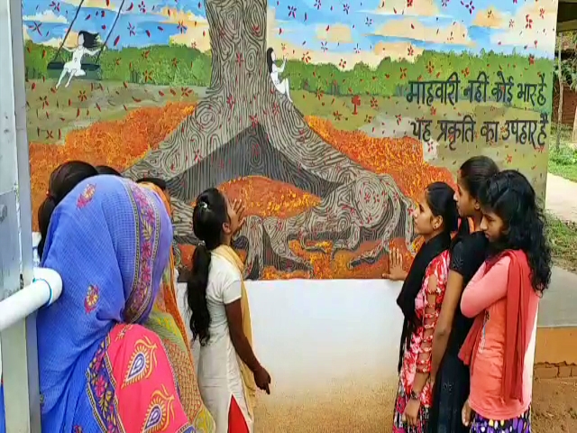 Girls made women aware for menstruation in deoghar