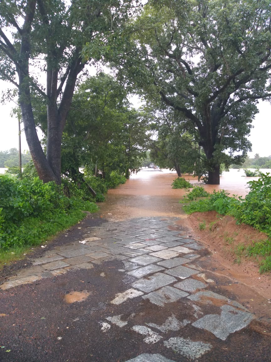 Road links cut off due to continued rain in Belgaum