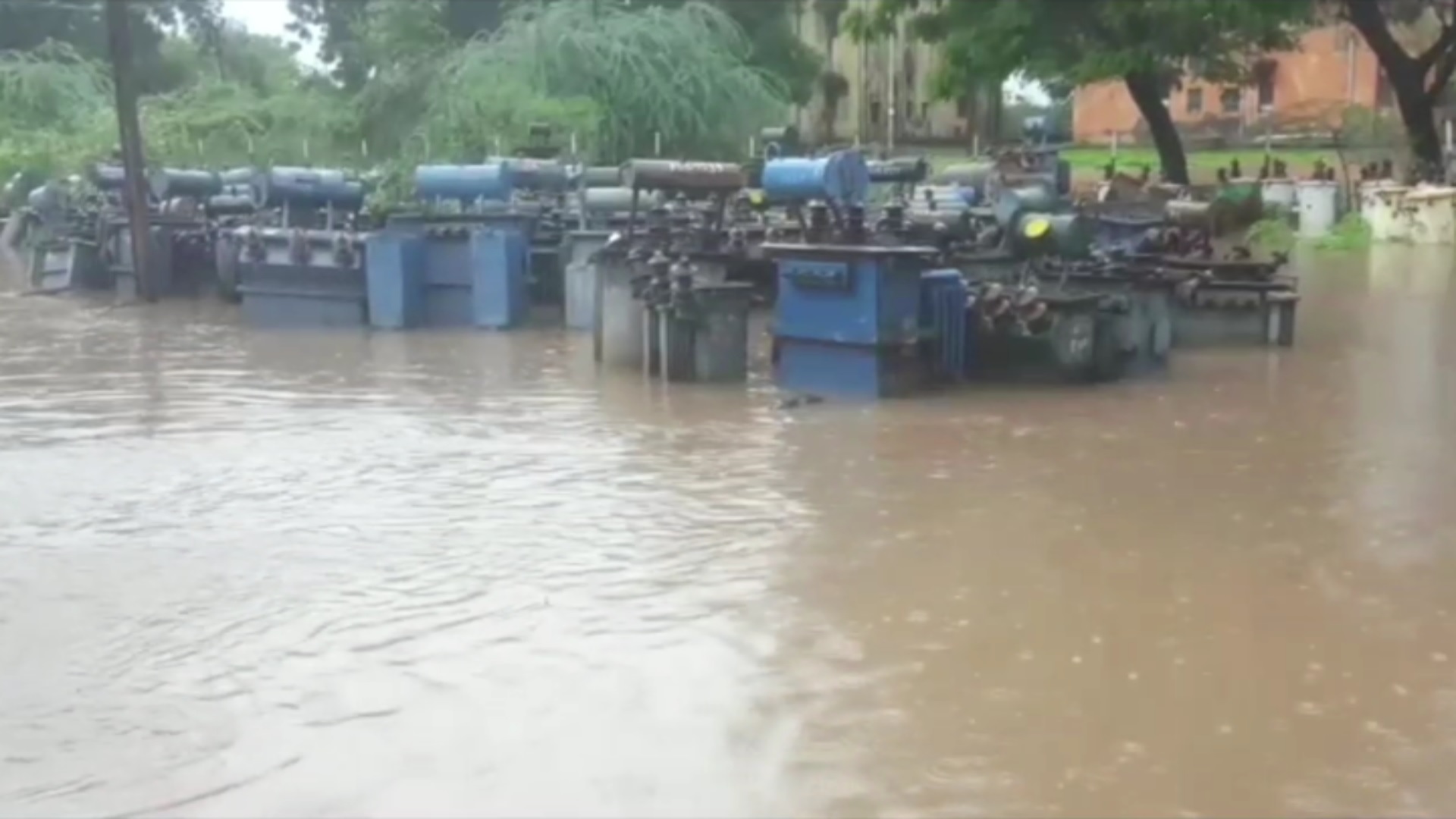 heavy rainfall in shahada