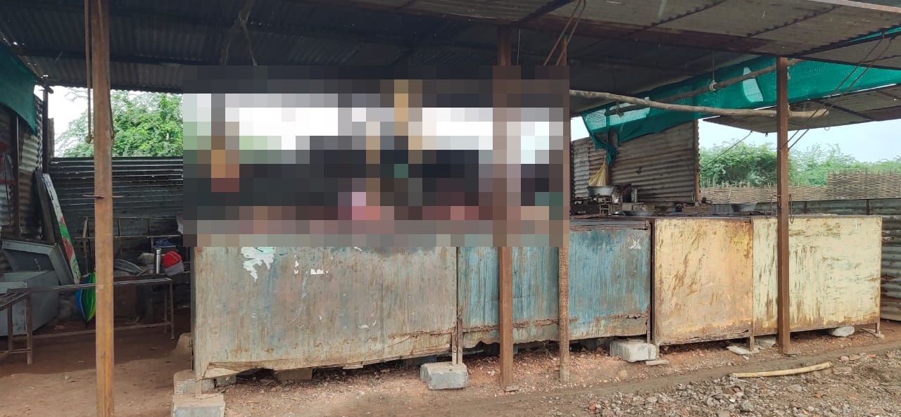 vani city police raid on illegal slaughterhouse