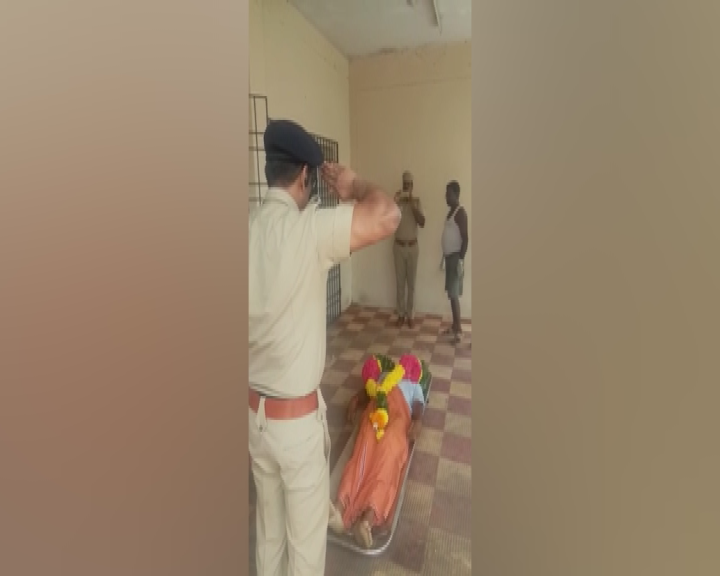 உதவி ஆய்வாளர் மரணம்  அத்தி வரதர்  AYIVARATHAR  SUB INSPECTOR  DEAD