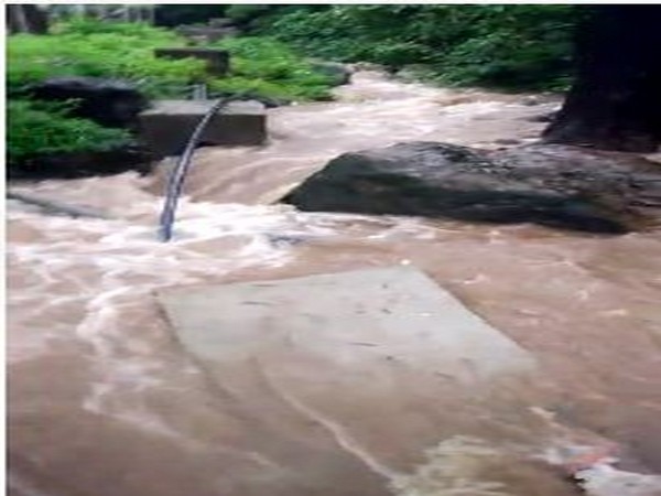 Heavy rains cause ponds to overflow in Panchmahal