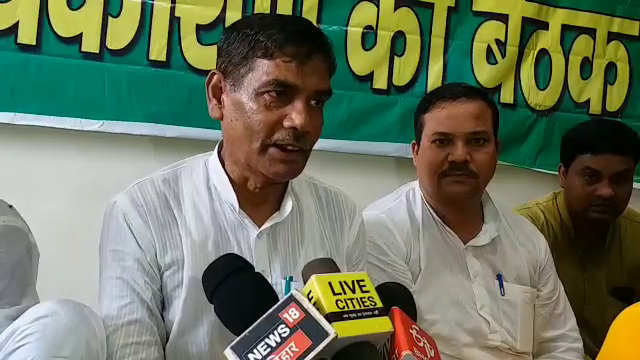 Satyanand Sharma talking to media