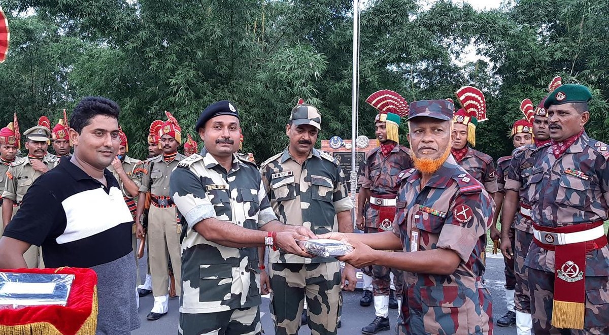 BSF exchanged sweets with BGB