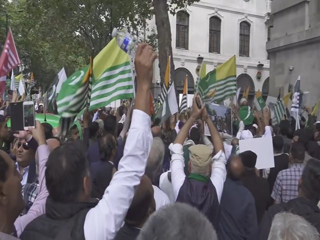 Pakistani protesters stage vocal protests at Indian High Commission in London