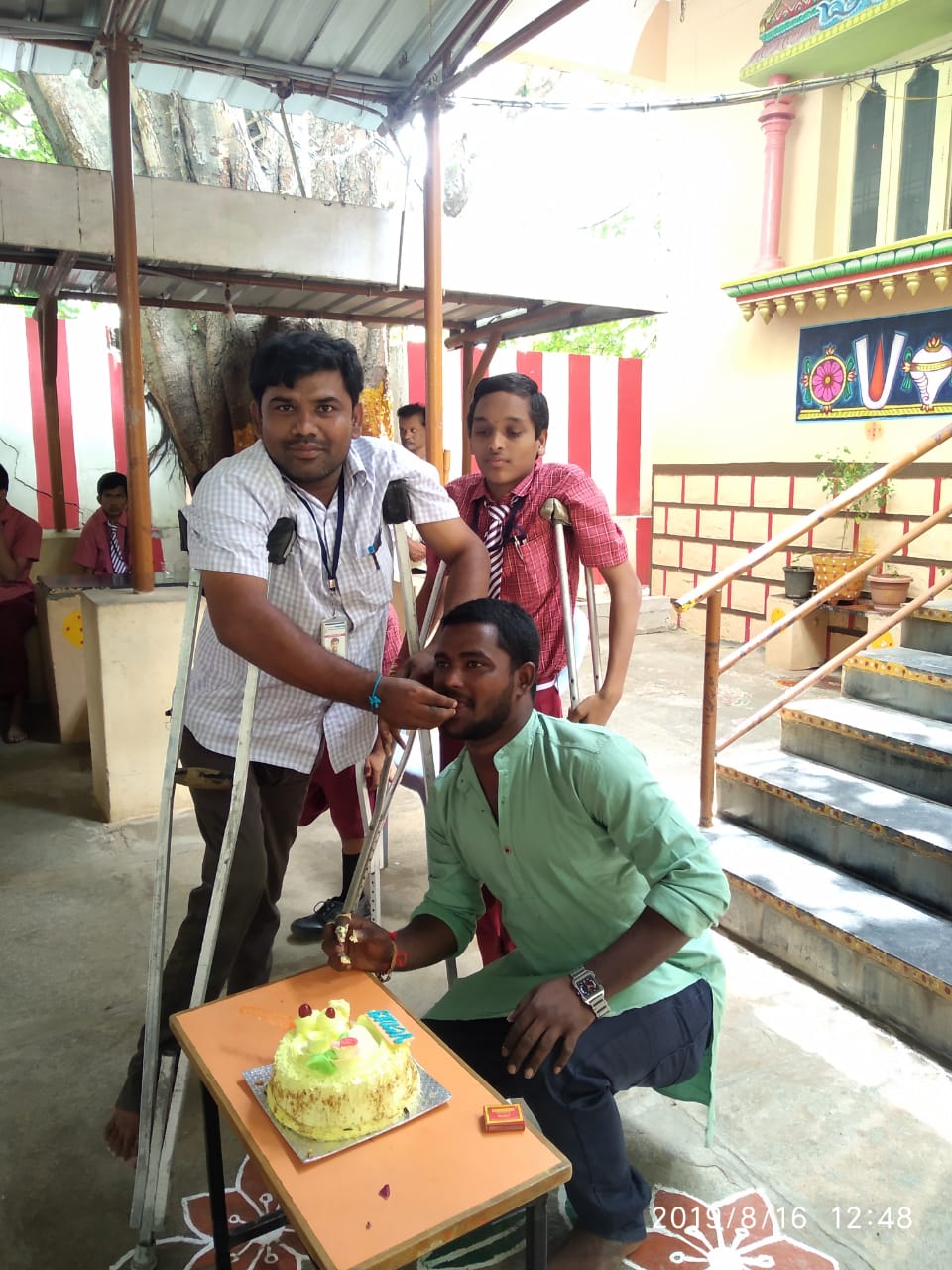 birth-celebraions-with-handicapped-children