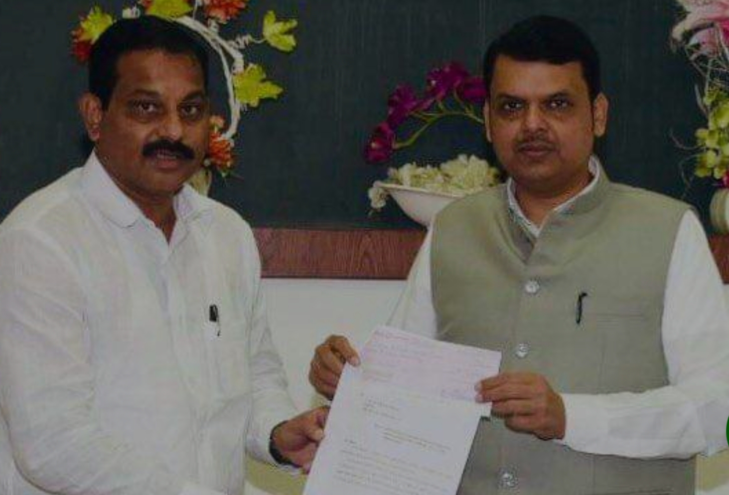 sanjay shinde meet cm devendra fadanvis