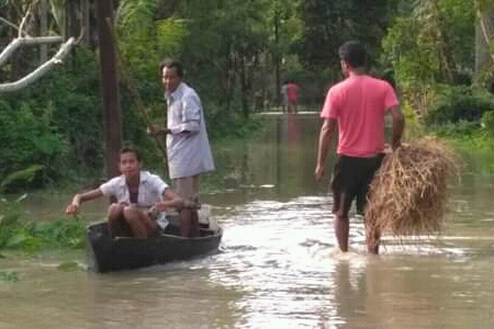 Andhra: Second-level warning continues along Krishna river