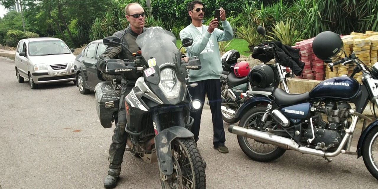 Two bike riders covers 22,000 km to reach London to Delhi