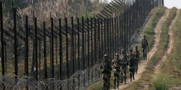 Pakistan violates ceasefire in J&K's Poonch