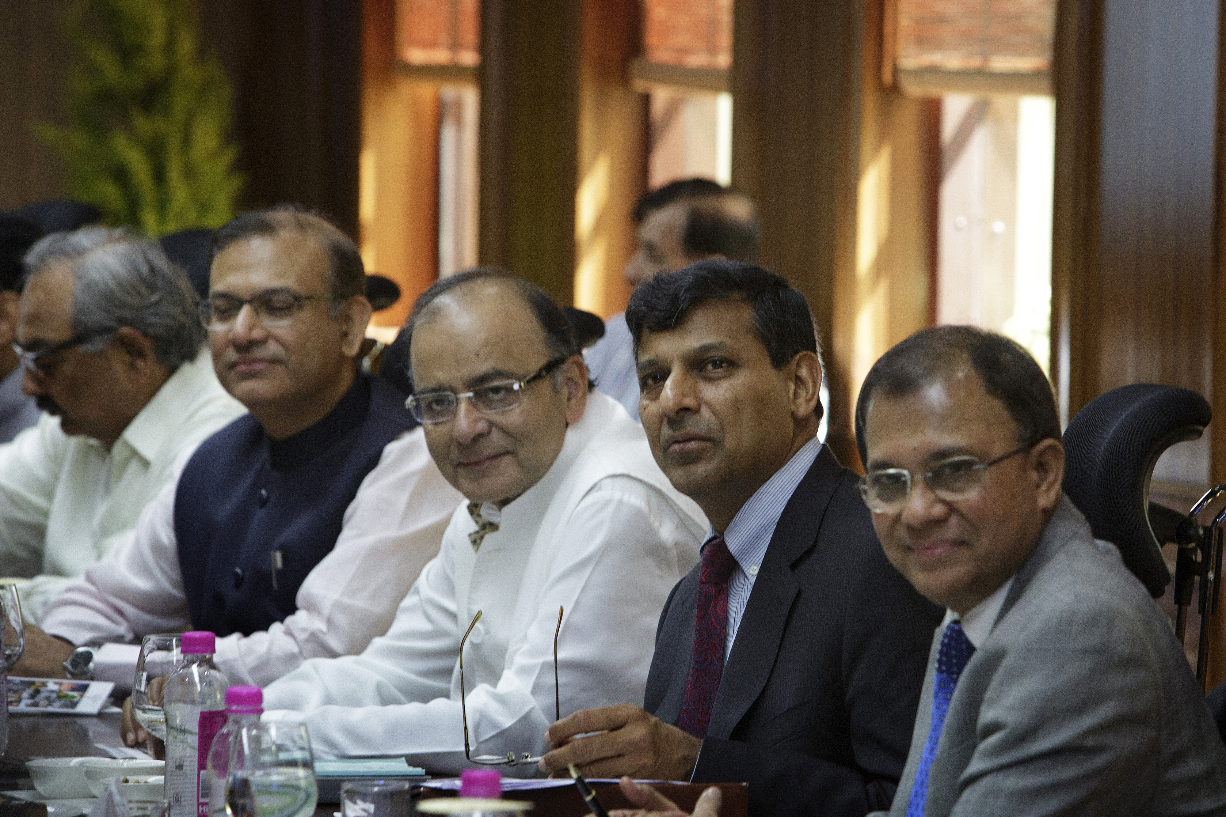 Arun Jaitley and RBI Governor Raghuram Rajan at the MPC meeting on 22 March 2015