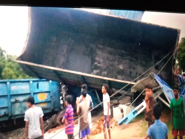 rail incident in jamtara,जामताड़ा में भीषण रेल दुर्घटना