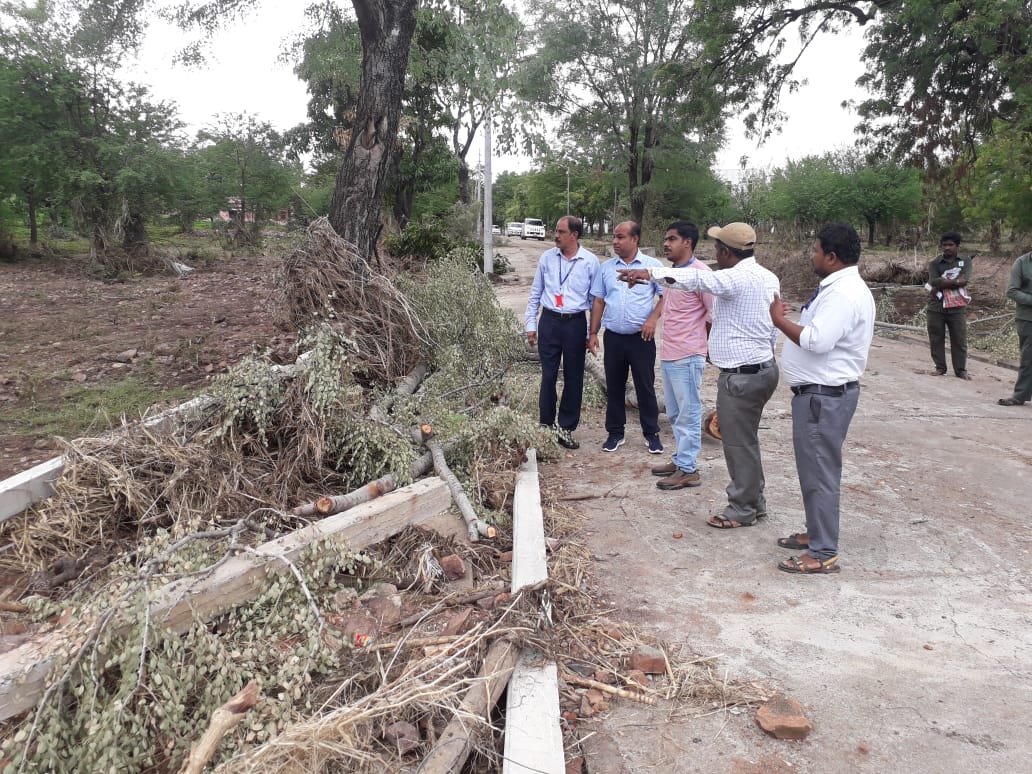 Hescom Managing Director Visits Flood Affected Area