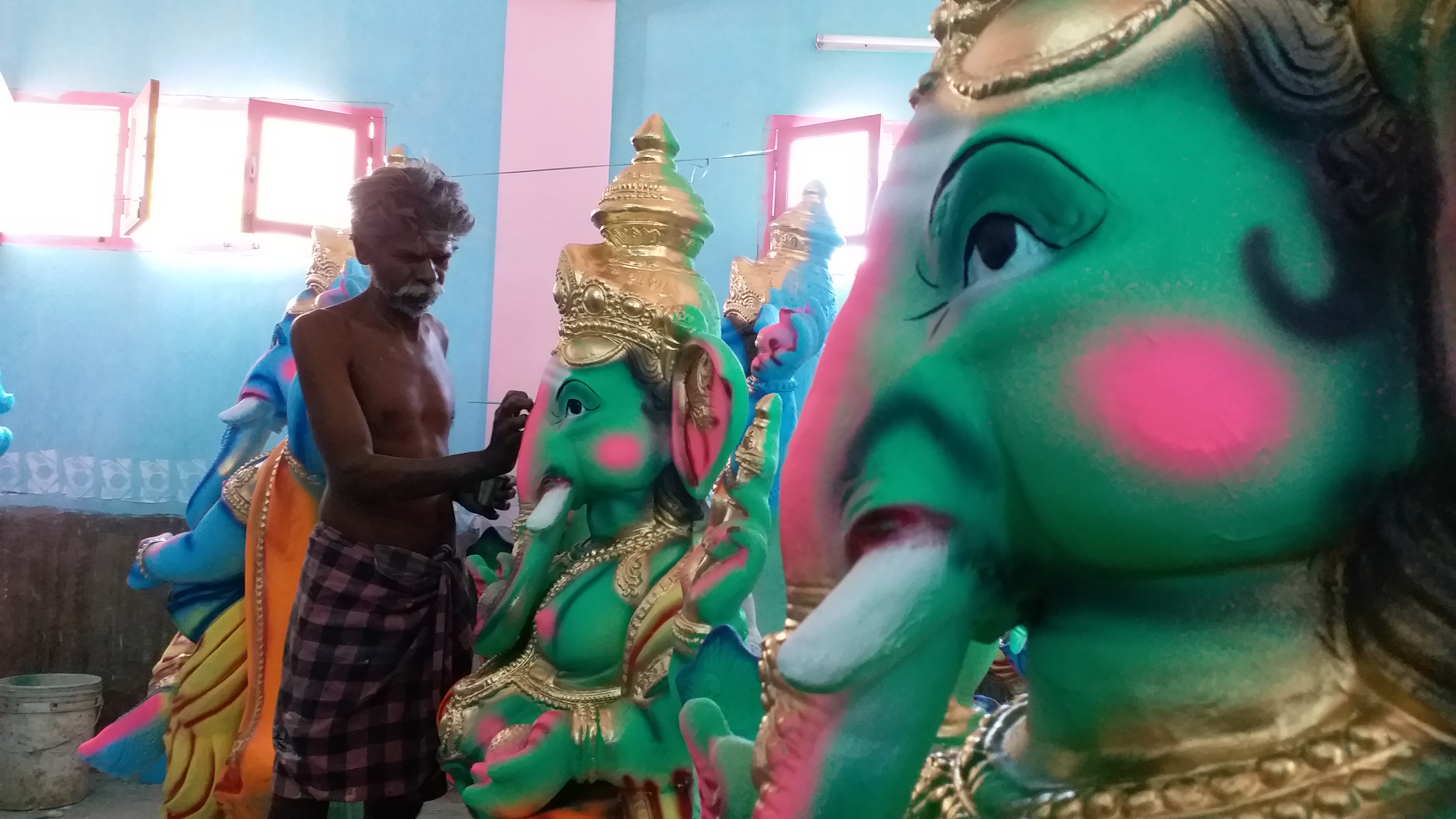 விநாயகர் சிலை தயாரிக்கு இடம்