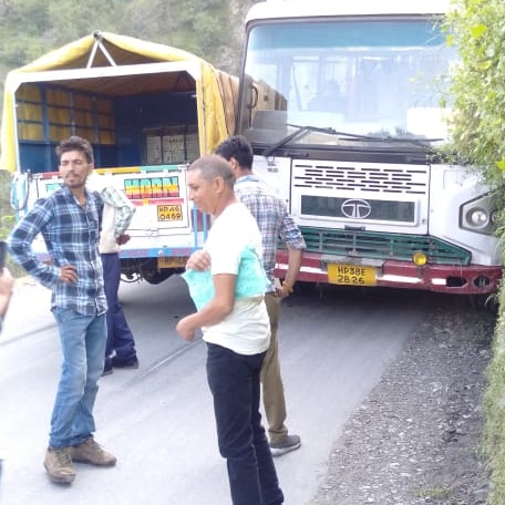 road accident in chamba