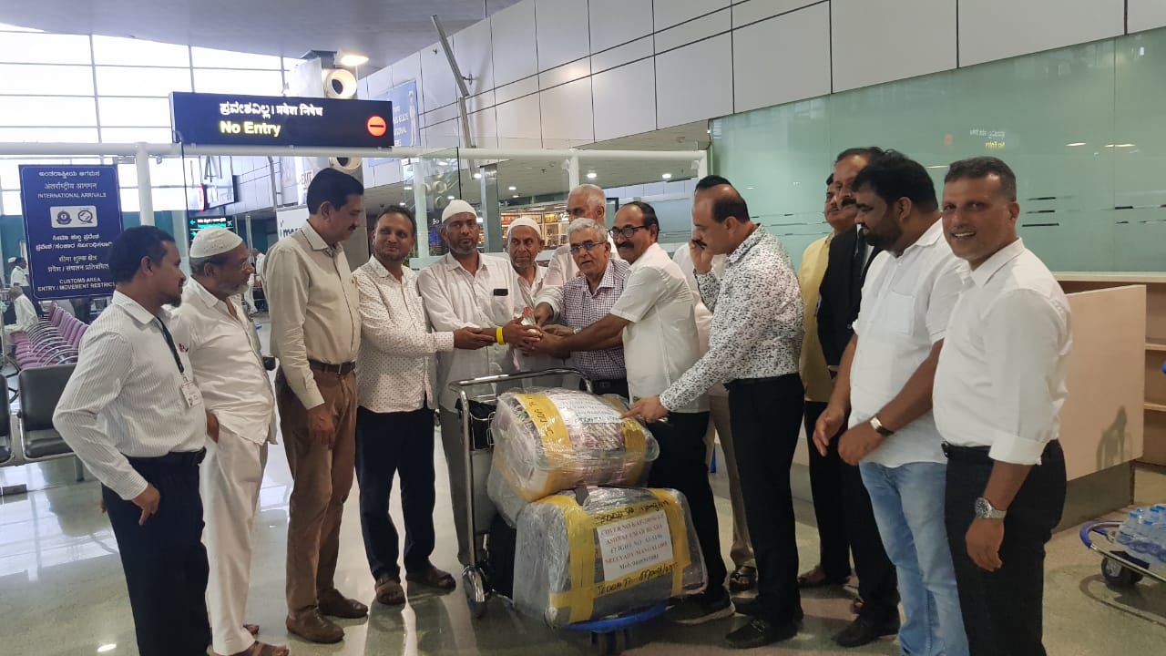 305 pilgrims returned home after completing the Hajj