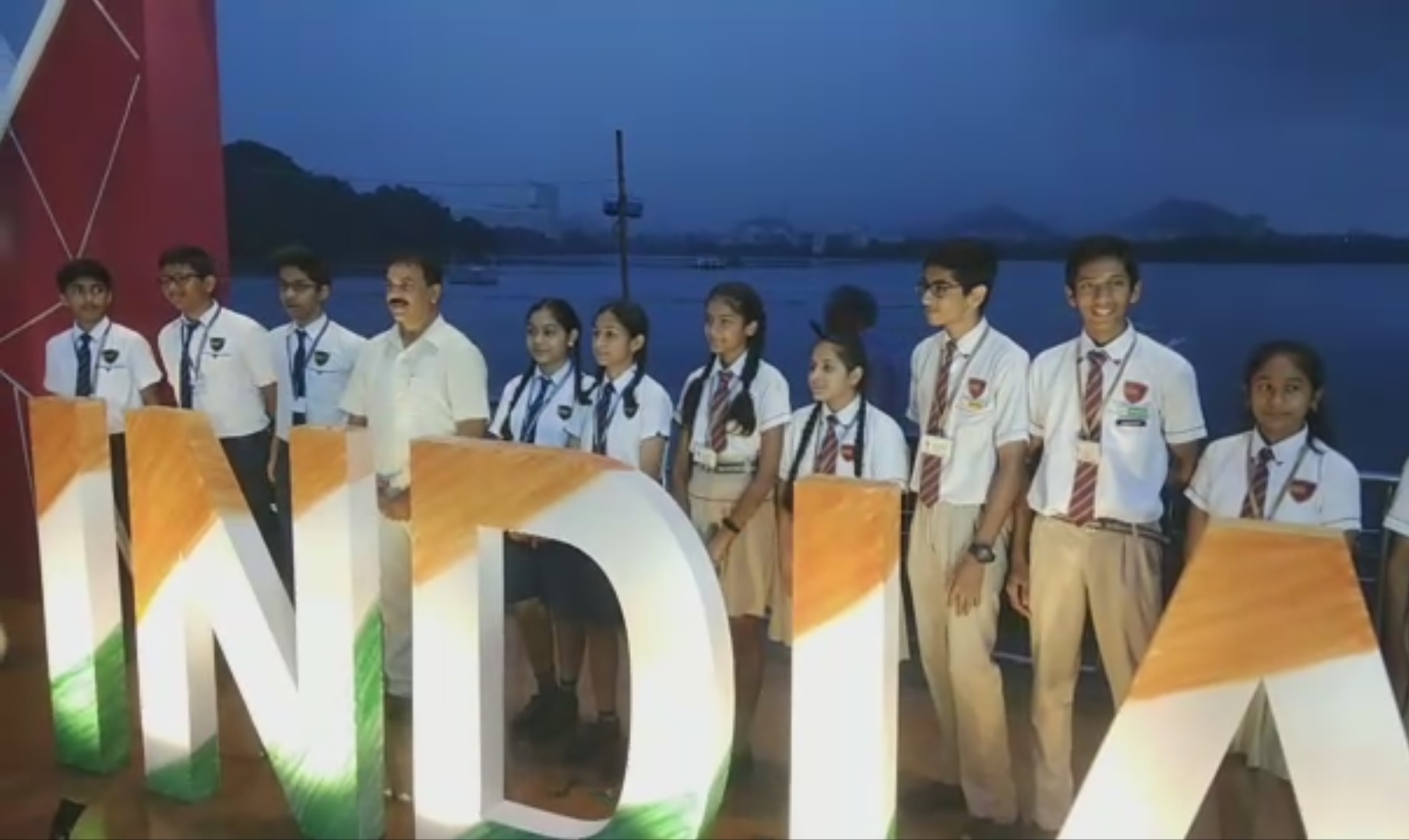 selfie point has been set up at Powai Lake