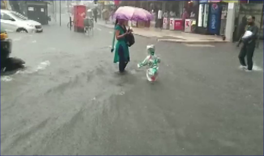 heavy rain in mumbai