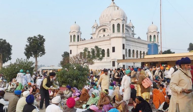 paks-service-charge-on-kartarpur-pilgrims-amarinder-writes-to-modi