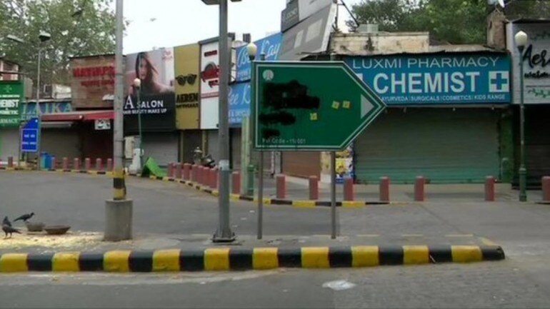 Hindu Sena blackens Delhi''s Babar Road signage