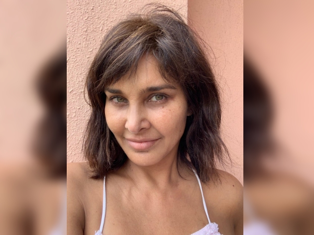 Lisa Ray shares 'free and unfiltered' photo