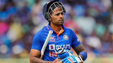 Laxman Sivaramakrishnan  Laxman Sivaramakrishnan on Suryakumar Yadav  Suryakumar Yadav  Suryakumar Yadav golden duck  IND vs AUS  india vs australia  ലക്ഷ്‌മൺ ശിവരാമകൃഷ്‌ണൻ  സൂര്യകുമാര്‍ യാദവ്  ഇന്ത്യ vs ഓസ്‌ട്രേലിയ  സൂര്യകുമാര്‍ യാദവ് ഗോള്‍ഡന്‍ ഡക്ക്